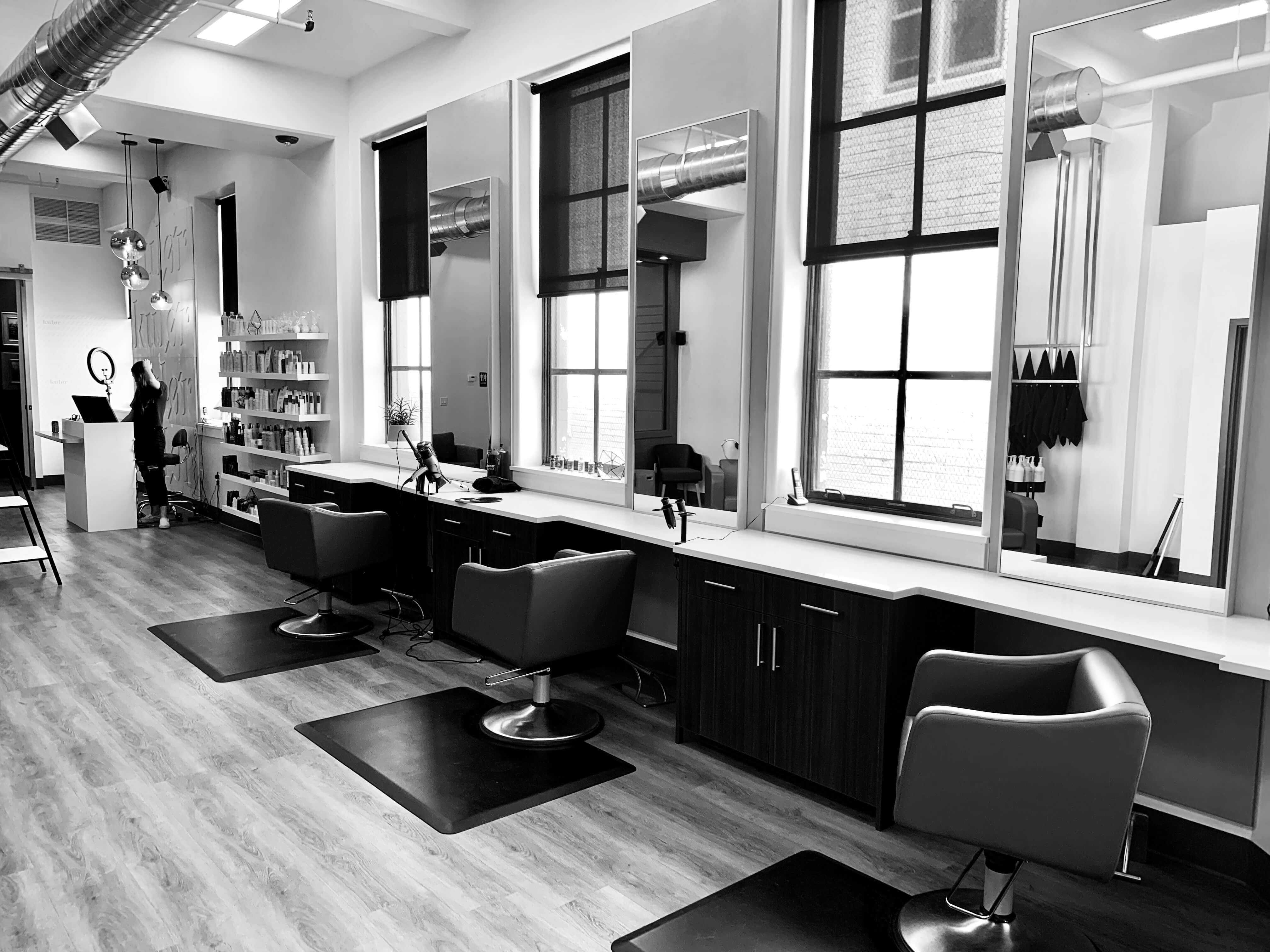 The Best Salon Loyalty App for Small Hair Salons in 2025: Features, Pricing, and a Faster Way to Win Repeat Clients