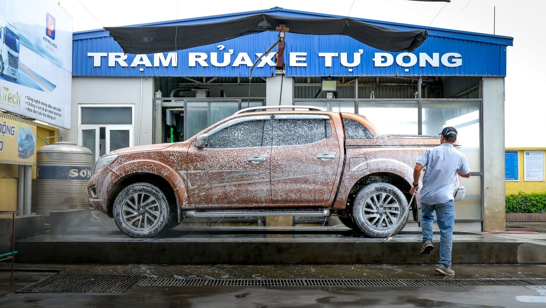 Car Wash Loyalty Programs: Fast QR Check-Ins and Wallet Passes
